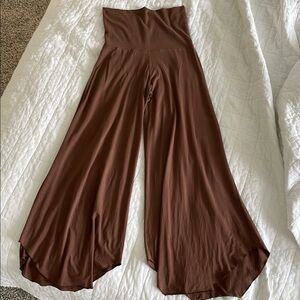 Indigo Luna Layla Flares